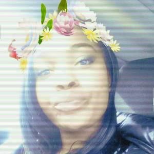 Meet your Posher, Ava